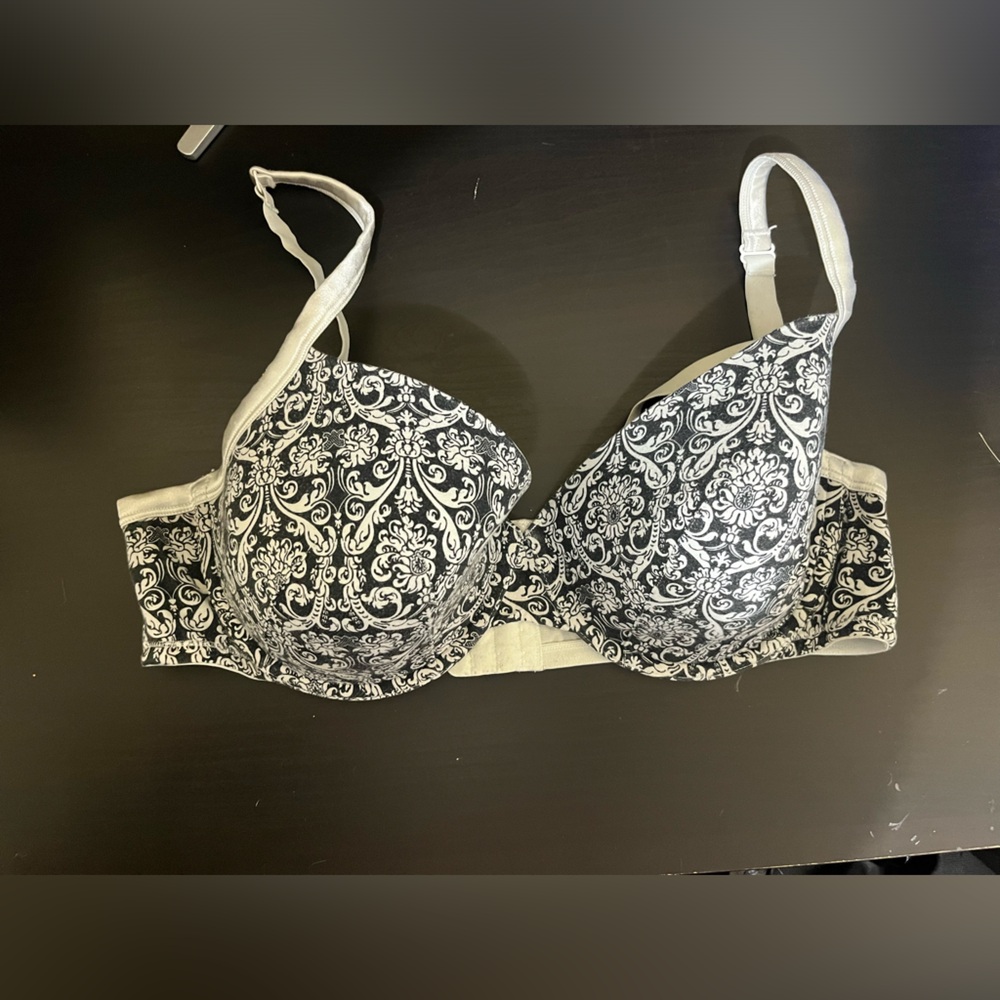Cacique 44D Tshirt Bra